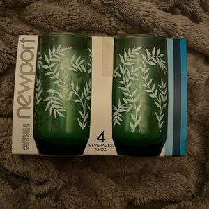 😄Vintage anchor hocking green drinking glasses